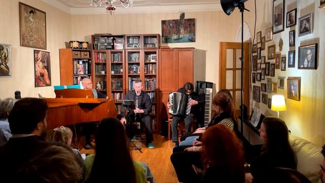 концерт "ЭСТЕТЫ В ТАПКАХ" смотреть онлайн