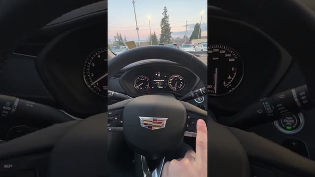 2022 Cadillac XT4 350T Walkaround