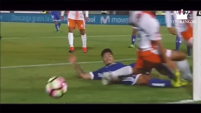 Lorenzo Reyes Universidad de chile skills tackle смотреть онлайн