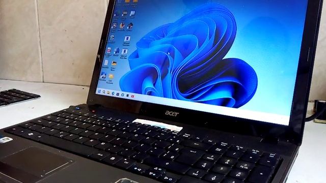 Acer Aspire 5741z correções смотреть онлайн