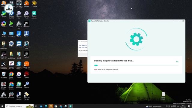 How to Bypass iCloud Activation Lock | Without Apple ID | Windows Latest Tool 2023 смотреть онлайн
