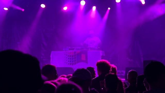Windows95Man - Axel F / Crazy Frog - Live @ Ilosaarirock 2022 смотреть онлайн