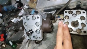 Как узнать Вращение гидронасоса нш10, нш32 и тд