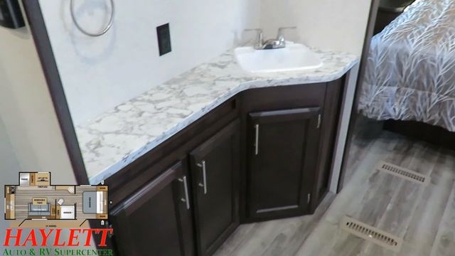 NEW MODEL! 2019 Jayco 235RKS Jay Flight SLX Rear Kitchen Huge Bath Under 30ft Couple's Camper смотреть онлайн