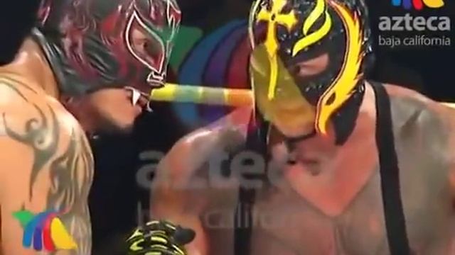 Official footage AAA Perro Aguayo Jr. dies match vs Rey Mysterio former wwe superstar смотреть онлайн