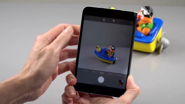 Microsoft Surface Duo Review