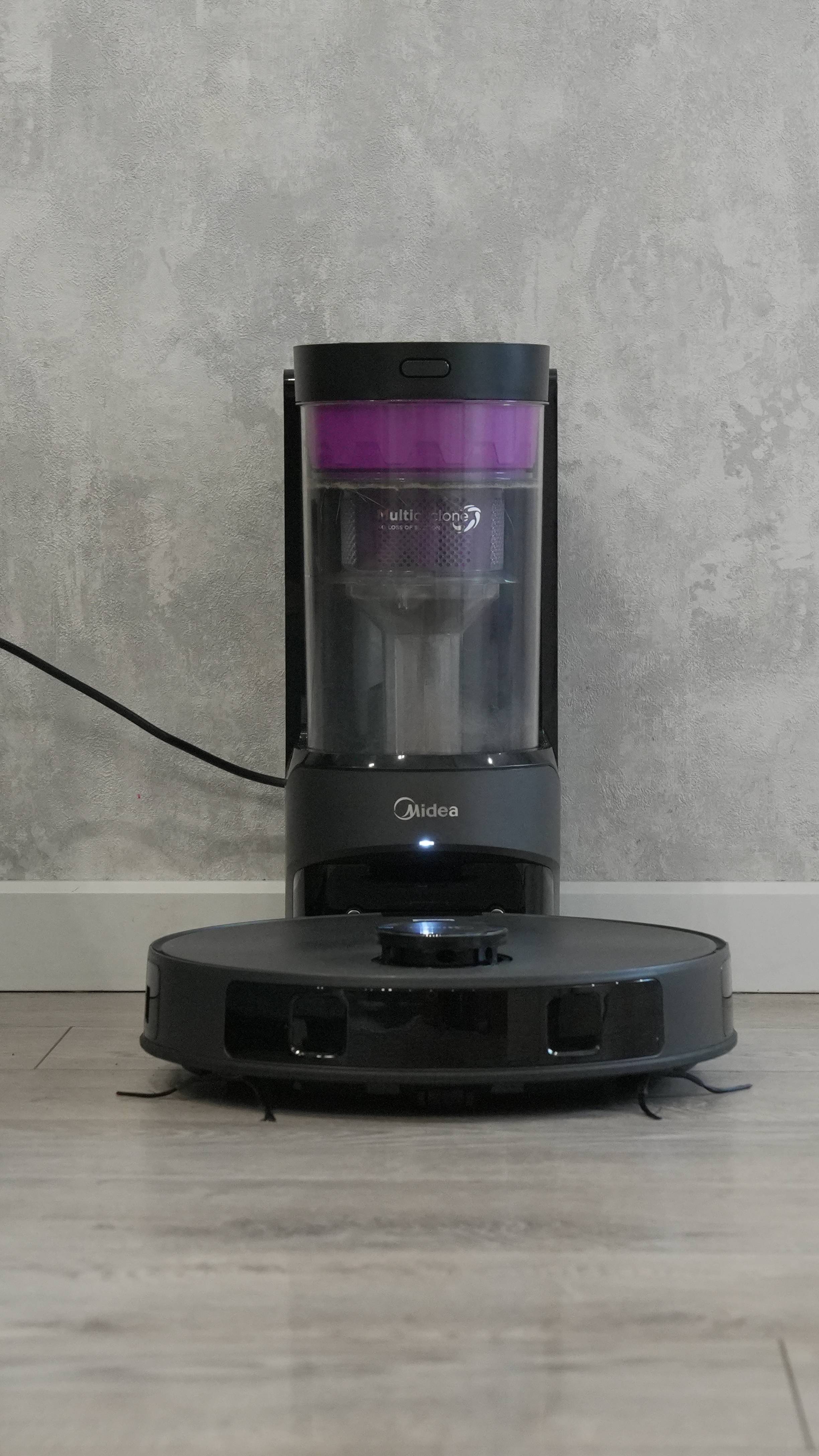 Робот-пылесос, который сэкономит Ваш бюджет! Ему не нужны мешки для станции! Midea S10 Plus✅ #shorts смотреть онлайн