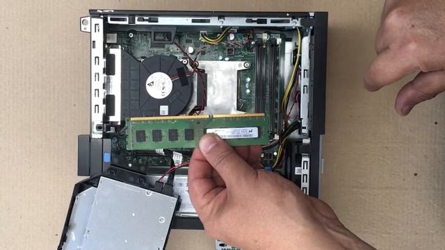 No arranca Dell optiplex SFF. error de luz intermitente color naranja en boton de encendido смотреть онлайн