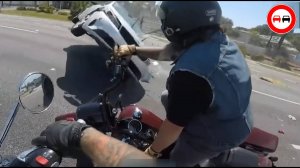 Грузовик монстр без тормозов. Лэнд Ровер вылетел на встречную в лоб. Подборка жёстких аварий и ДТП.