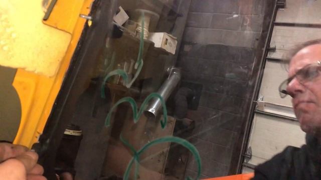 Nissan Titan window in Chevy truck part one смотреть онлайн