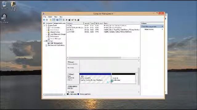 Windows 8 Using Disk Manager смотреть онлайн