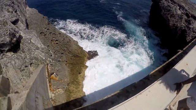 A Major Look: The Glass Window Bridge (Eleuthera, Bahamas) смотреть онлайн