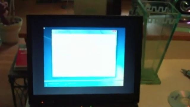 Installing Windows 7 on a Pentium II IBM Thinkpad 570 смотреть онлайн