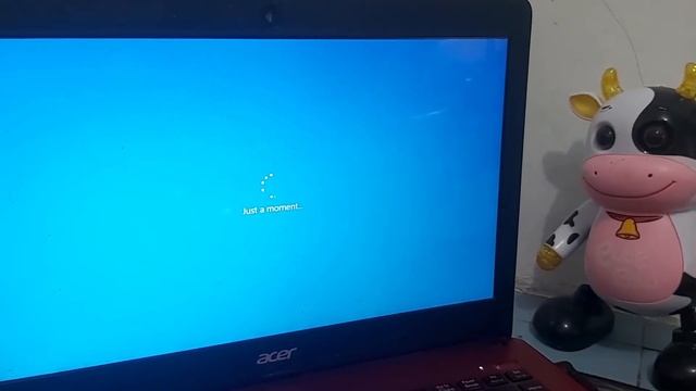 How to Install Win 10 Slim Version in Old Laptops смотреть онлайн