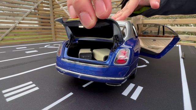 1:18 Bentley Mulsanne Grand Limousine Mulliner By Almost Real [Unboxing]