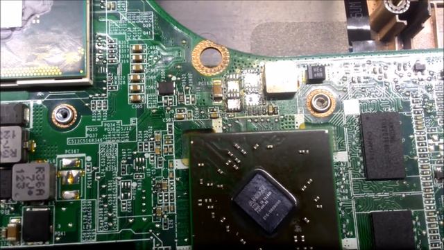 Reparo Dell Inspiron N4110, que não liga. Curto na linha do chip gráfico смотреть онлайн