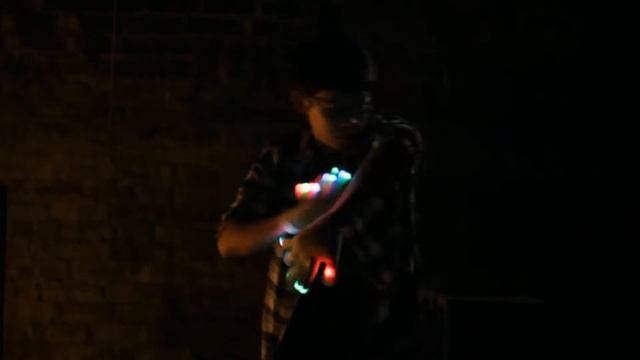 [Neko] Gloving - MitiS "Open Window" Feat. Anna Yvette смотреть онлайн