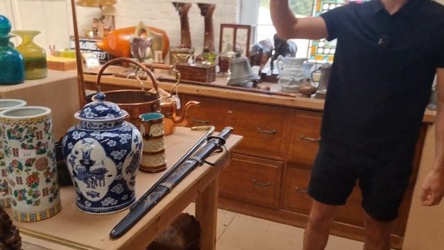 RARE Chinese Vase in General Auction Sale Preview!! (07/09/22) смотреть онлайн