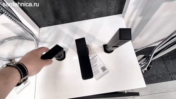 Смеситель Allen Brau Infinity 5.21008-31 для ванны и душа, на борт ванны, черный матовый