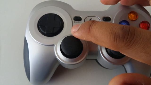 Logitech F710 Wireless Gamepad, best controller? смотреть онлайн