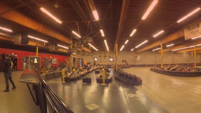 Fast Track Indoor Karting Langley смотреть онлайн