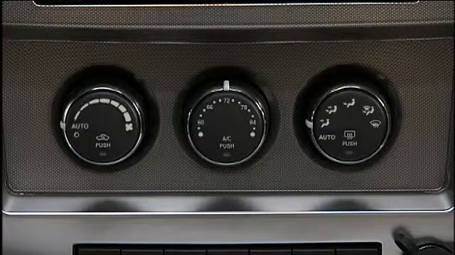 2012 Dodge Caliber | Automatic Climate Controls смотреть онлайн