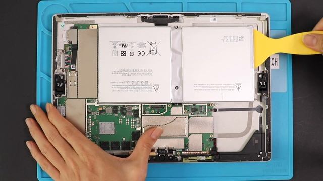 Microsoft Surface Pro 4 1724 Battery Replacement смотреть онлайн