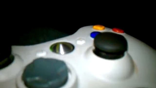 XBOX 360 wireless controller w/ PS2 DualShock thumbsticks смотреть онлайн