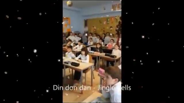 Kizoa Online Movie Maker: The song : "jingle bells" In different languages. смотреть онлайн