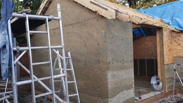 Hempcrete House Buildin Sustainable, close to nature