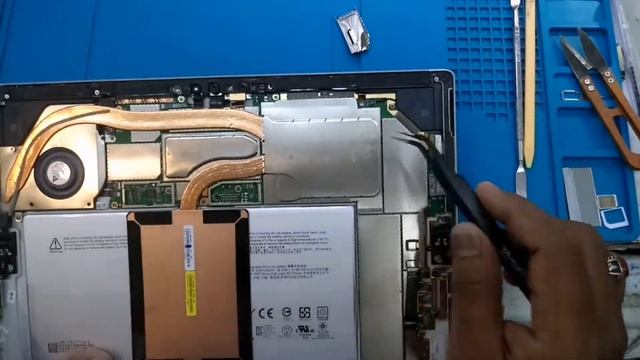 Microsoft Surface Pro 4 1724 Charging Port Fix смотреть онлайн