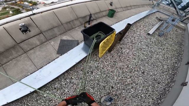 High rise window cleaning | Dealing with complaints смотреть онлайн