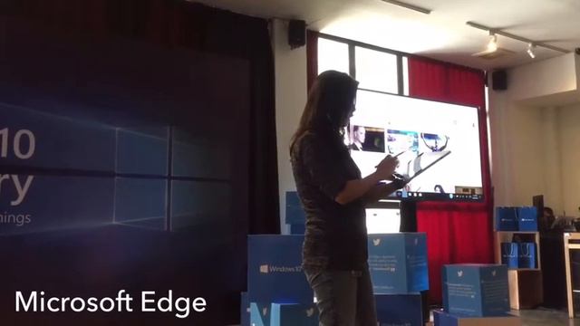 Windows 10 Anniversary Update in Jakarta смотреть онлайн