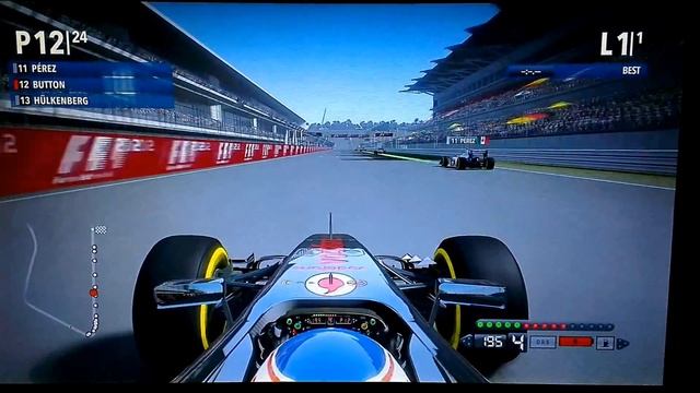 F1 2012 - AMD HD 6990M OC смотреть онлайн