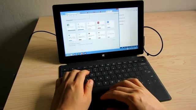 Microsoft Surface: IE10 Multitabbing Experience смотреть онлайн