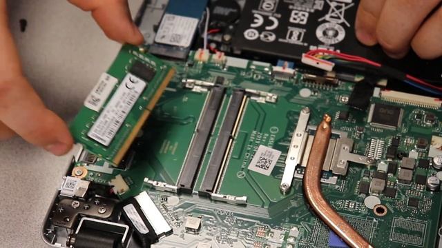 How to Add / Replace ram in a PC смотреть онлайн