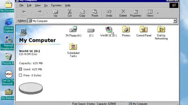 Weird ass Microsoft mouse from one of the videos on Windows 98 CD смотреть онлайн