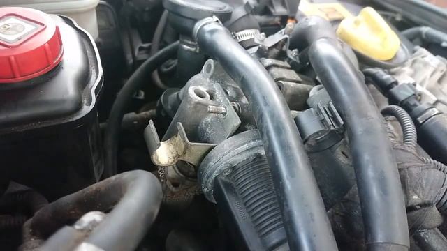 Replacing the old EGR with a new one on an Alfa Romeo GT смотреть онлайн