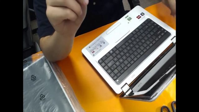 Repair A Broken HP G62 Laptop Screen - LCD Replacement Guide смотреть онлайн
