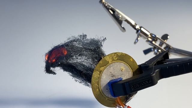 Steel wool burning on a piezo contact mic смотреть онлайн