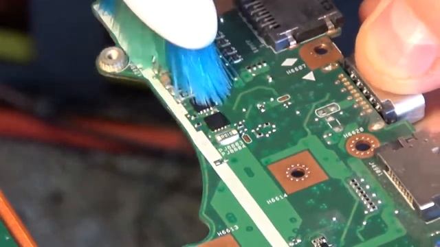 Asus R509C, X502C no power up. Advanced repair. смотреть онлайн