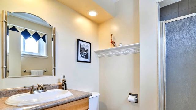 4 Deerfield Crescent, Brampton смотреть онлайн