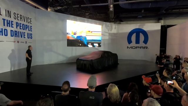 Mopar reveals the Challenger Drag Pak live at Sema 2019! смотреть онлайн