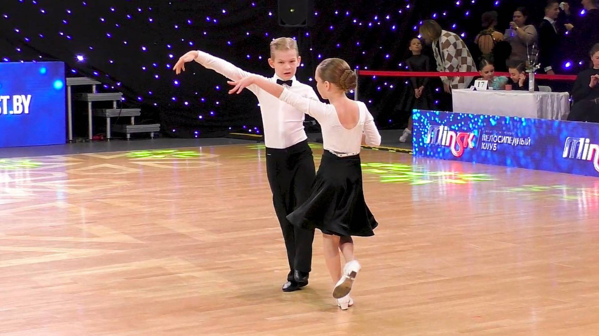 Дети 1 (до 10 лет) (Шт), 1 тур: медленный вальс, ча-ча-ча, джайв. Grand Prix Belarus 2024 смотреть онлайн
