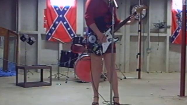 I Try to Think About Elvis - Patty Loveless смотреть онлайн