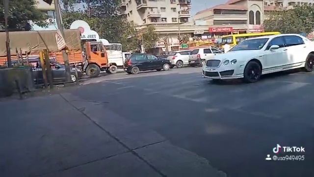 Bentley Flying Spur with mansory kit in pune смотреть онлайн