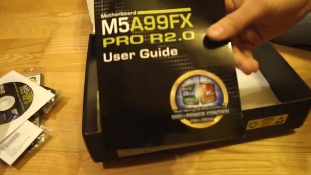 Asus M5A99FX PRO R2.0 motherboard unboxing (no talking version) смотреть онлайн