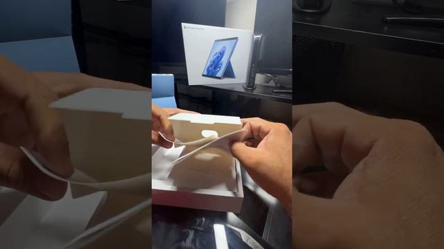 Microsoft Surface Pro 9 Blue, Box Opening, Review, Part 1 смотреть онлайн