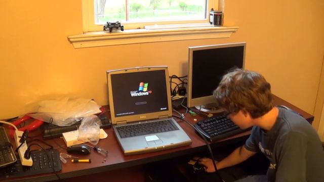 Unboxing And Test Of My 4 Port KVM Switch (Old Video- Archived) смотреть онлайн