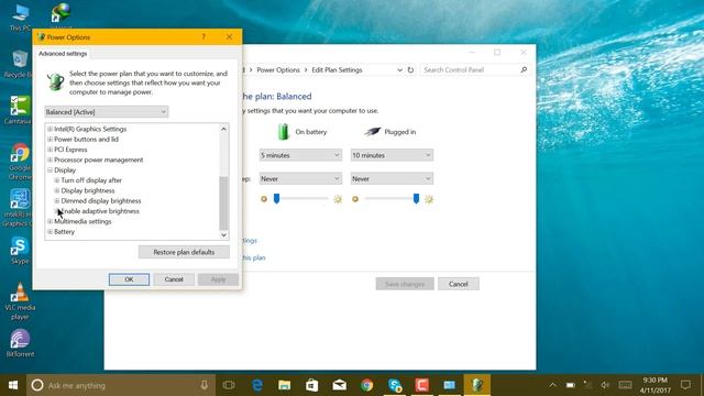 How to disable adaptive or auto brightness in Windows 10 смотреть онлайн